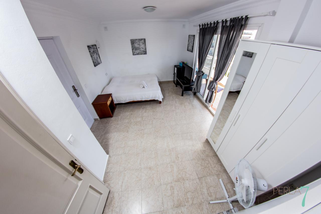 Perla Seven Apartments And Rooms Playa de Palma  Exterior photo