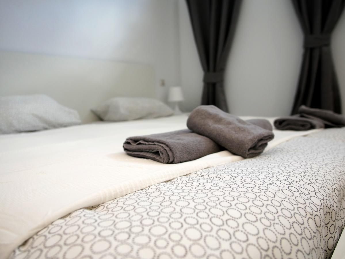Perla Seven Apartments And Rooms Playa de Palma  Exterior photo